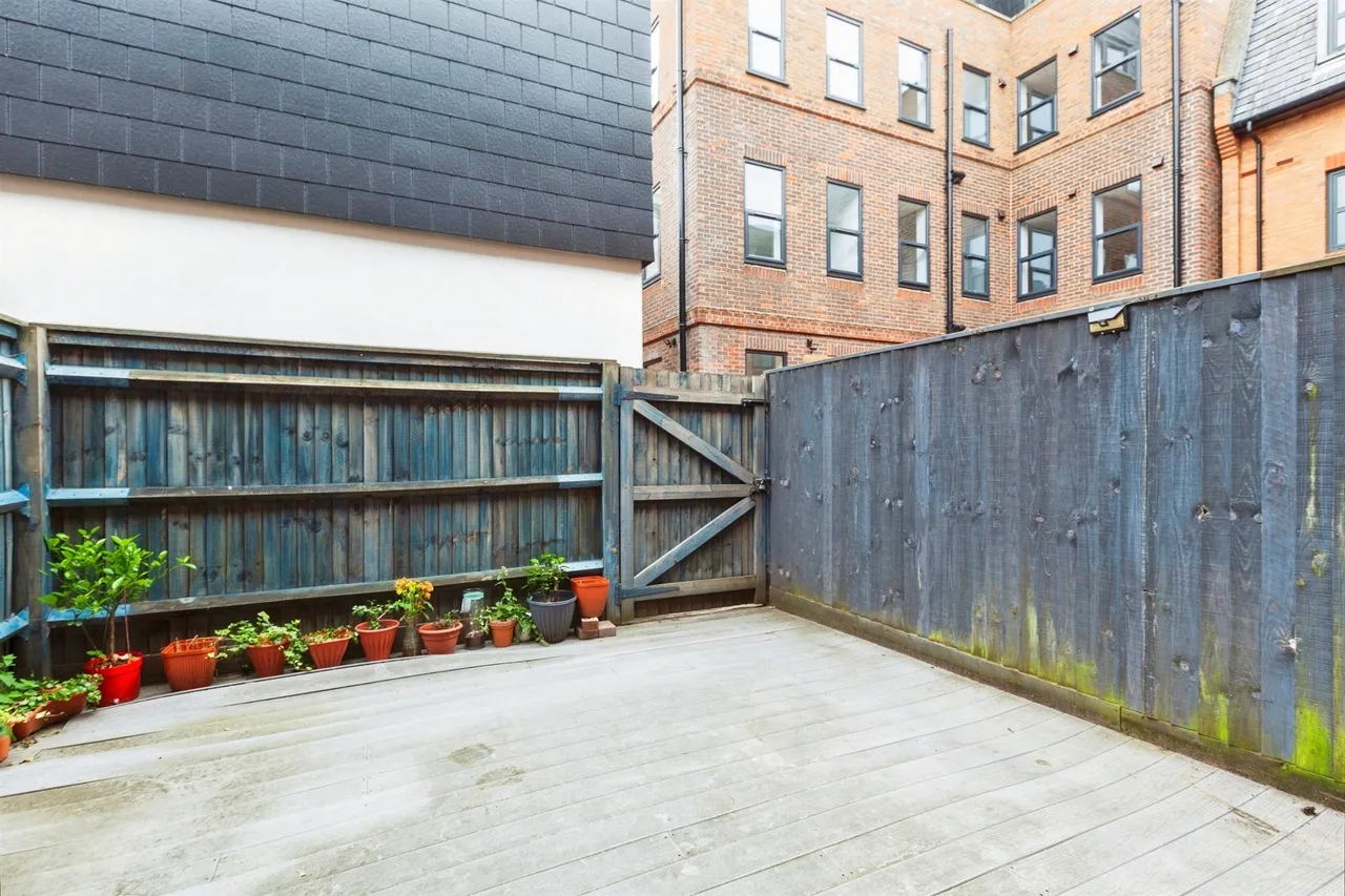 The Grove, Slough, SL1, photo 16