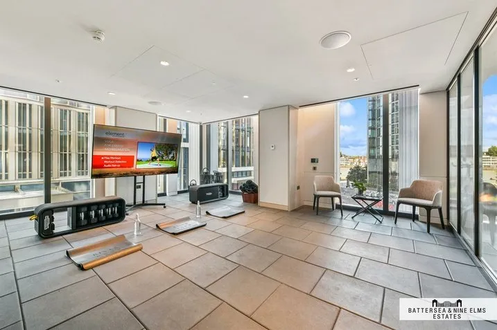 Nine Elms Lane, SW8, photo 11