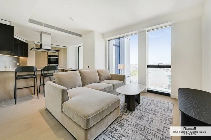 2 bed flat to rent, Nine Elms Lane, SW8