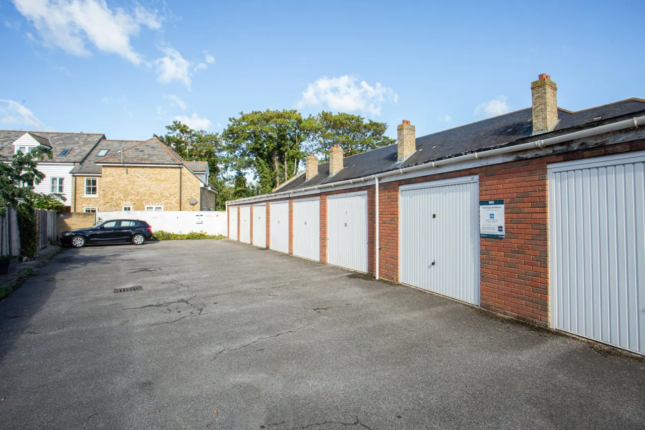 Suffolk Street, Whitstable, CT5, photo 12