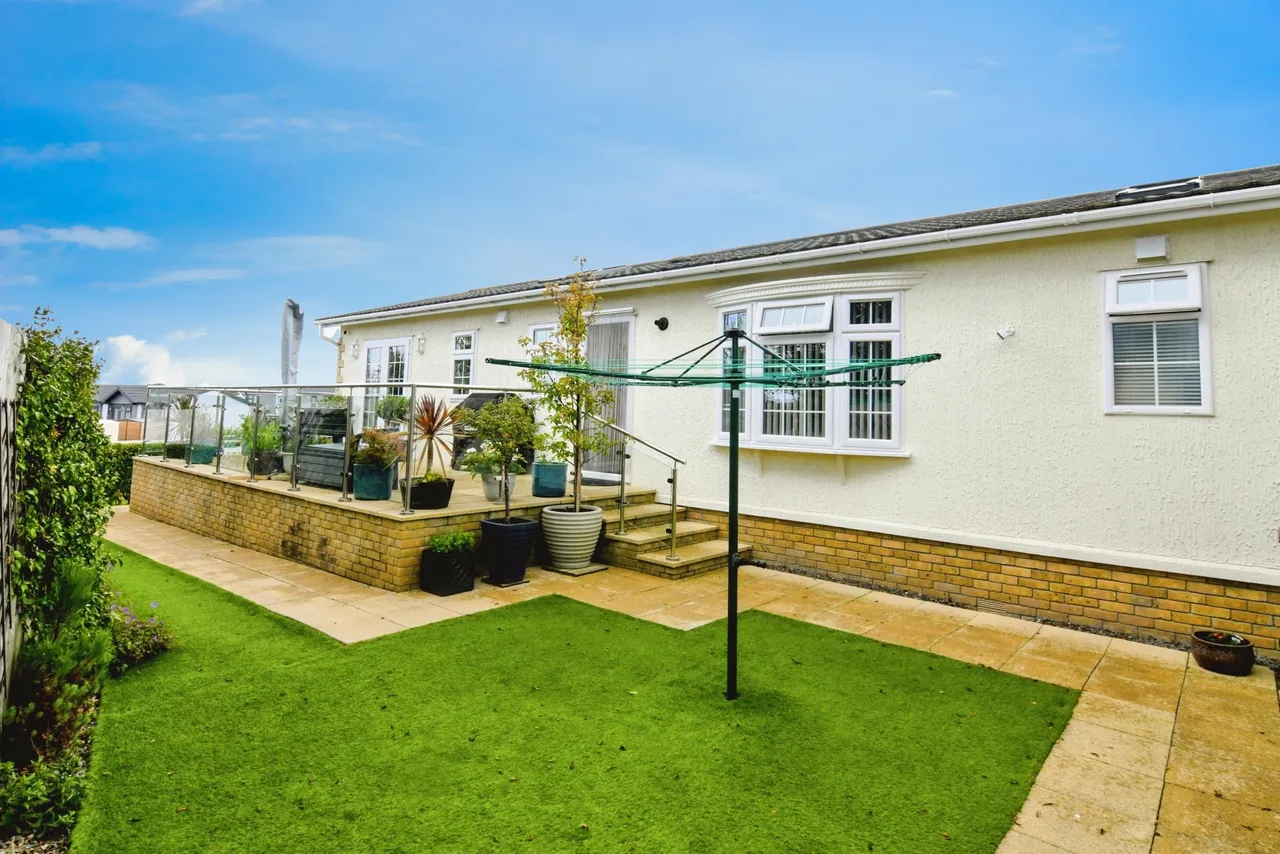 Meadowlands Court, Bude, EX23, photo 11