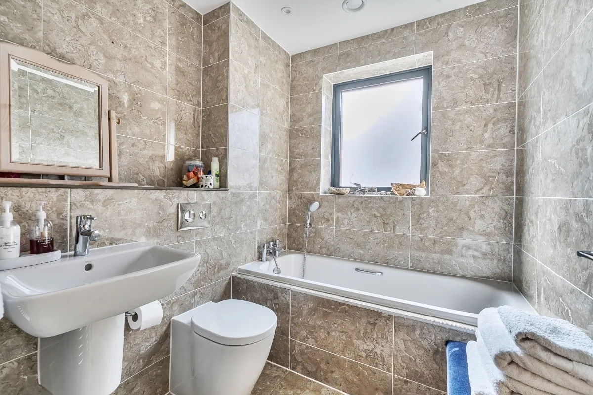 Teeton Mill Place, Newbury, RG14, photo 11