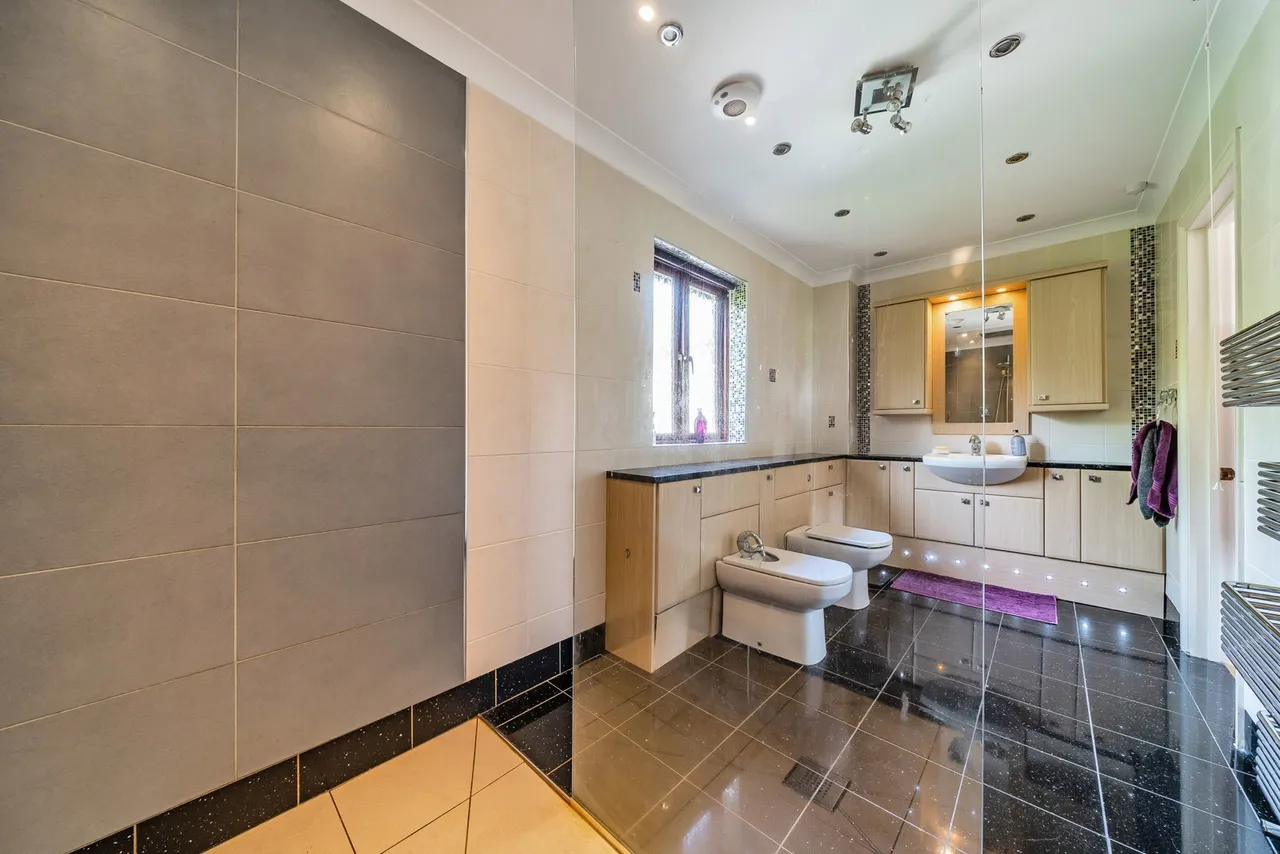 Oliver Court, St. Mellion, PL12, photo 17