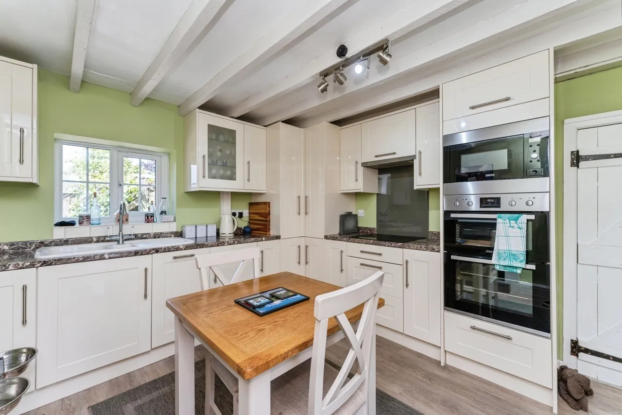 Salem Road, Coedpoeth, LL11, photo 2