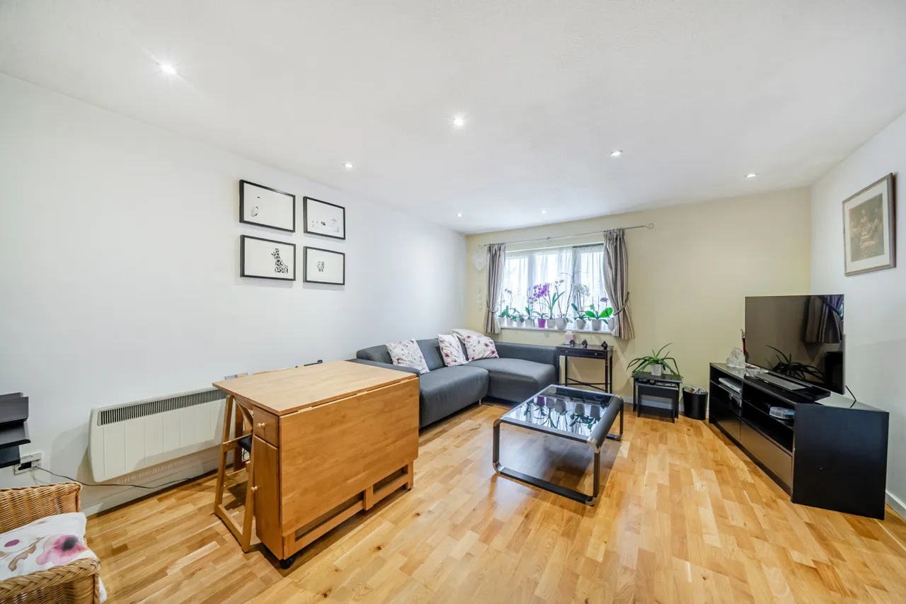 Talman Grove, Stanmore, HA7, photo 2