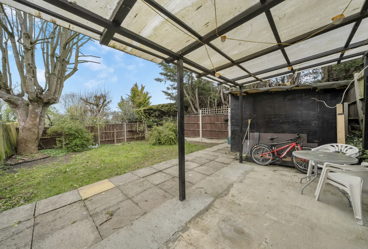 Buck Lane, London, NW9 0AP, photo 5