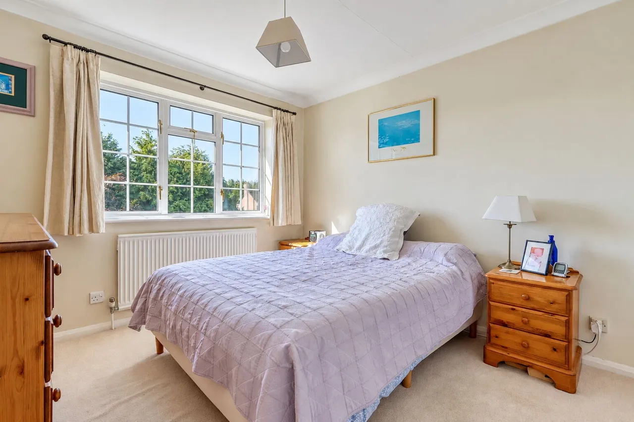Wynbury Drive, High Wycombe, HP13, photo 6