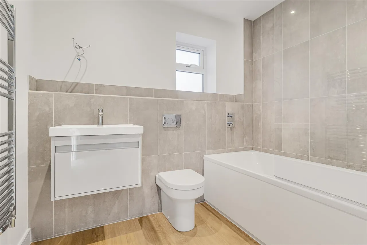 Kingsbridge Way, Kentford, CB8, photo 16