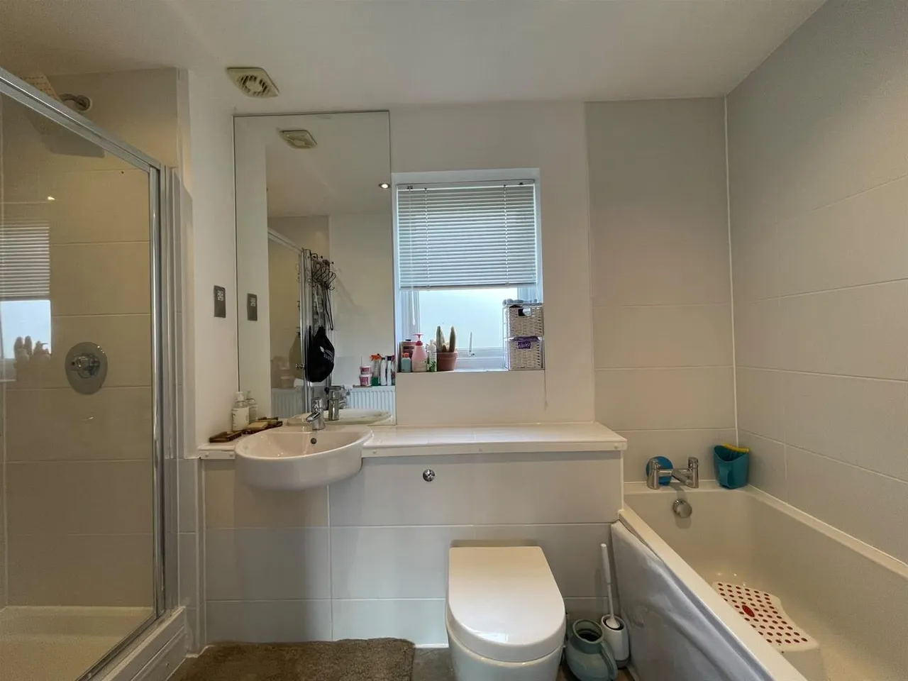 Lindale Close, Ilford, IG4, photo 9