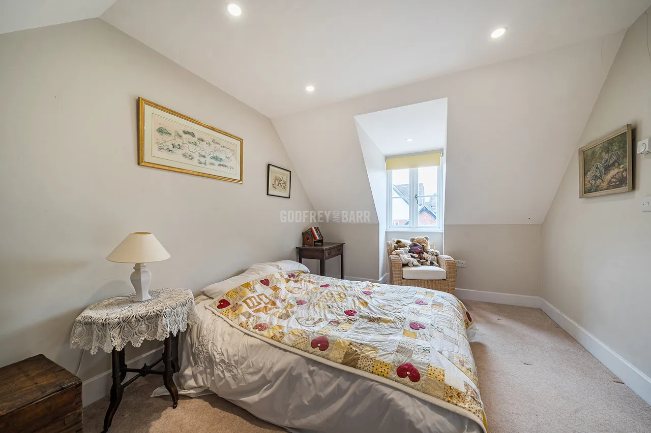 Old Nursery Close, Radlett, WD7, photo 16