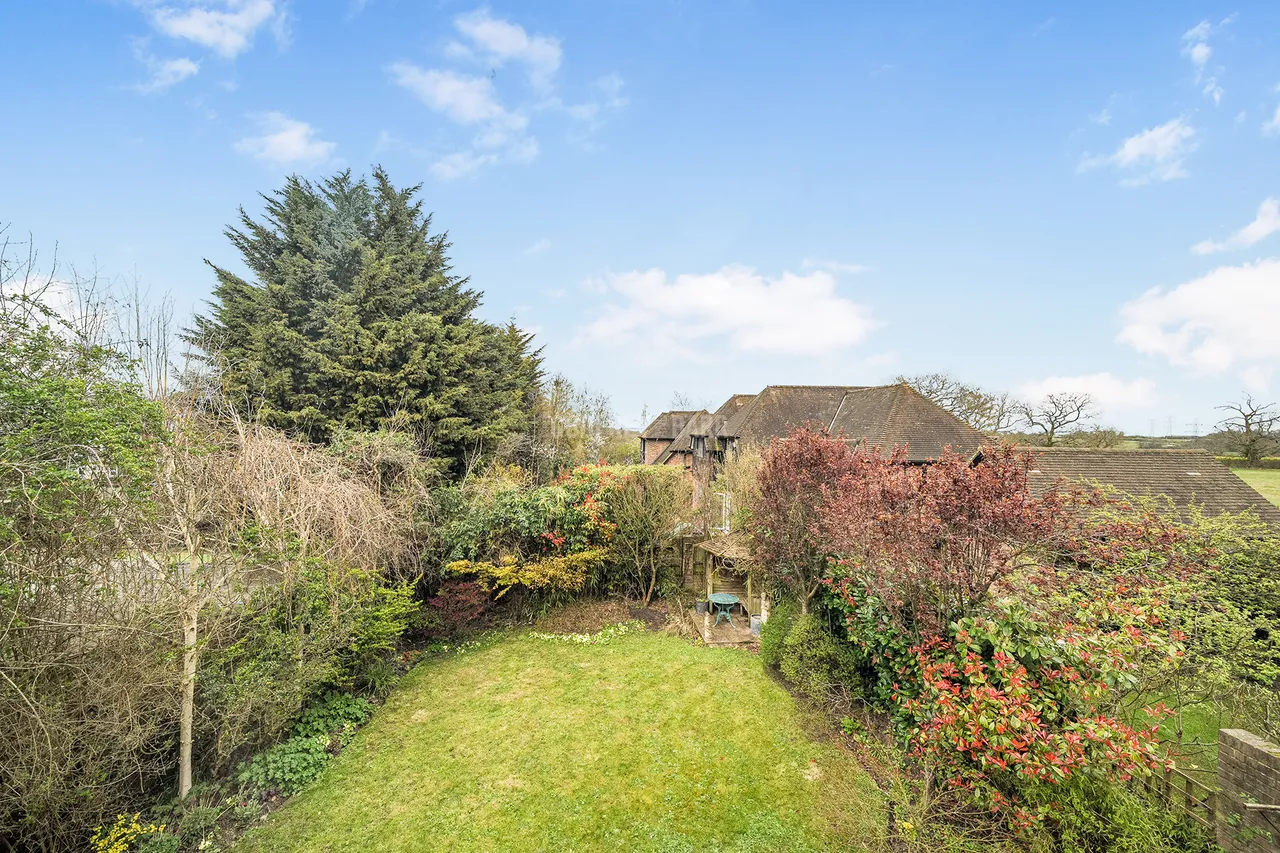 Old Nursery Close, Radlett, WD7, photo 24