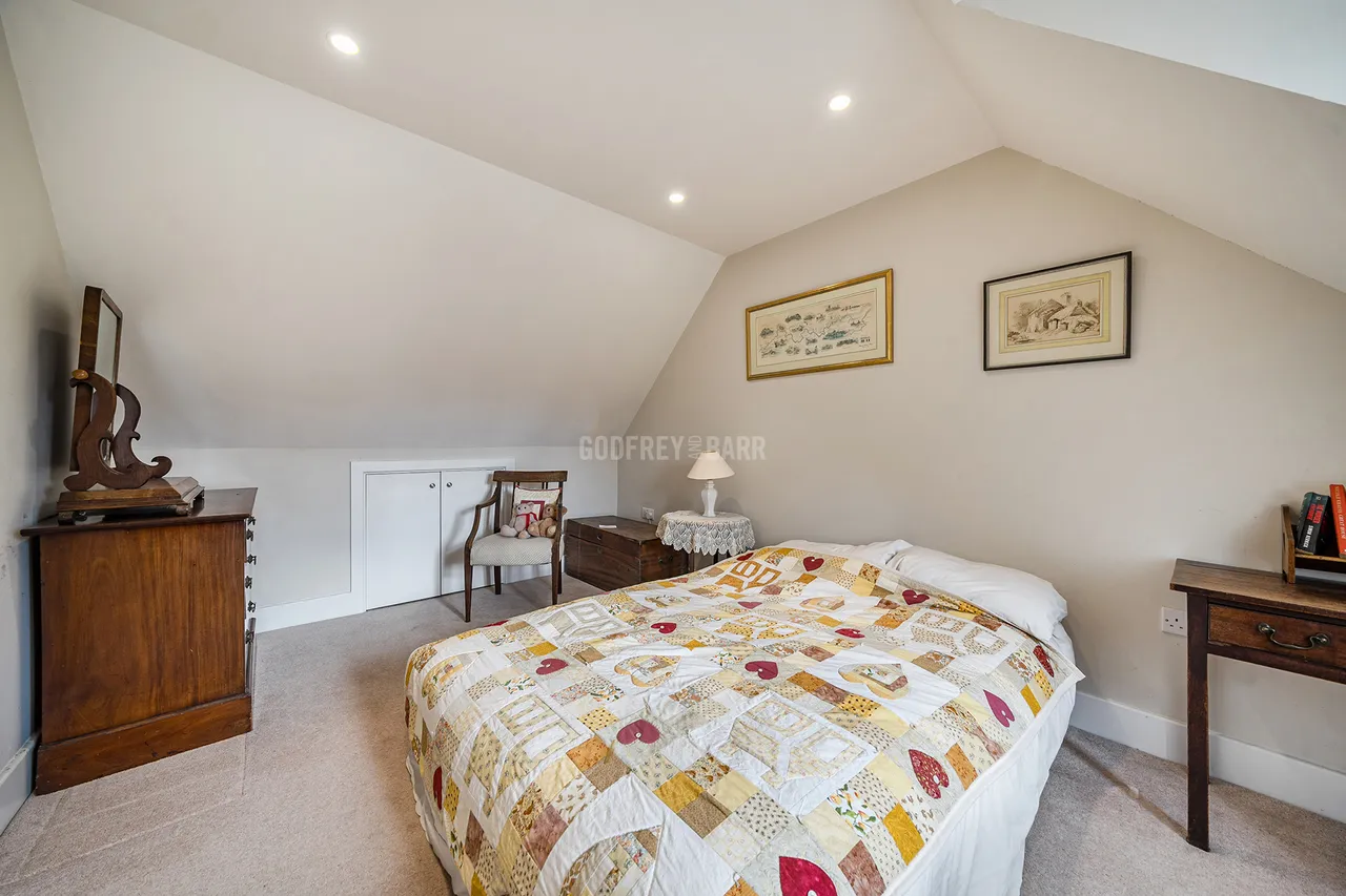 Old Nursery Close, Radlett, WD7, photo 17