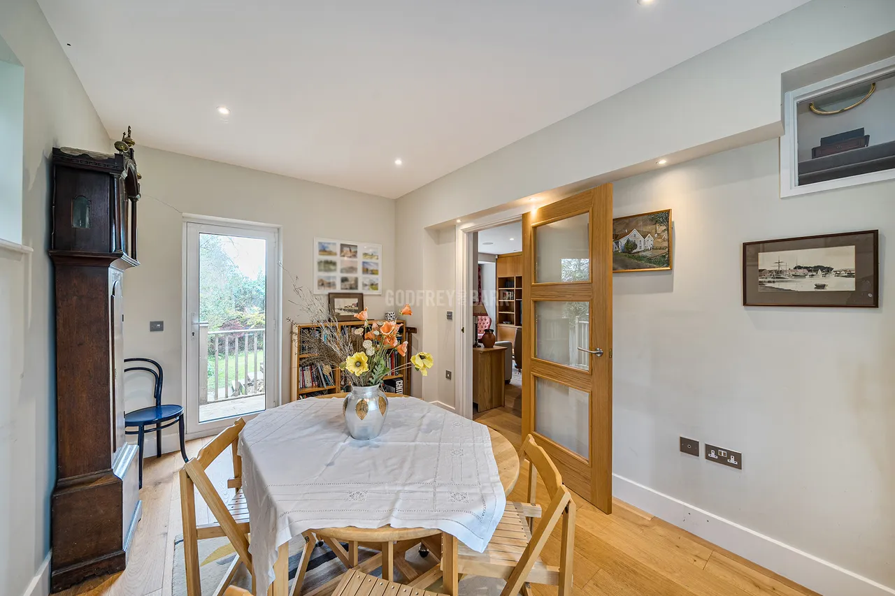 Old Nursery Close, Radlett, WD7, photo 8