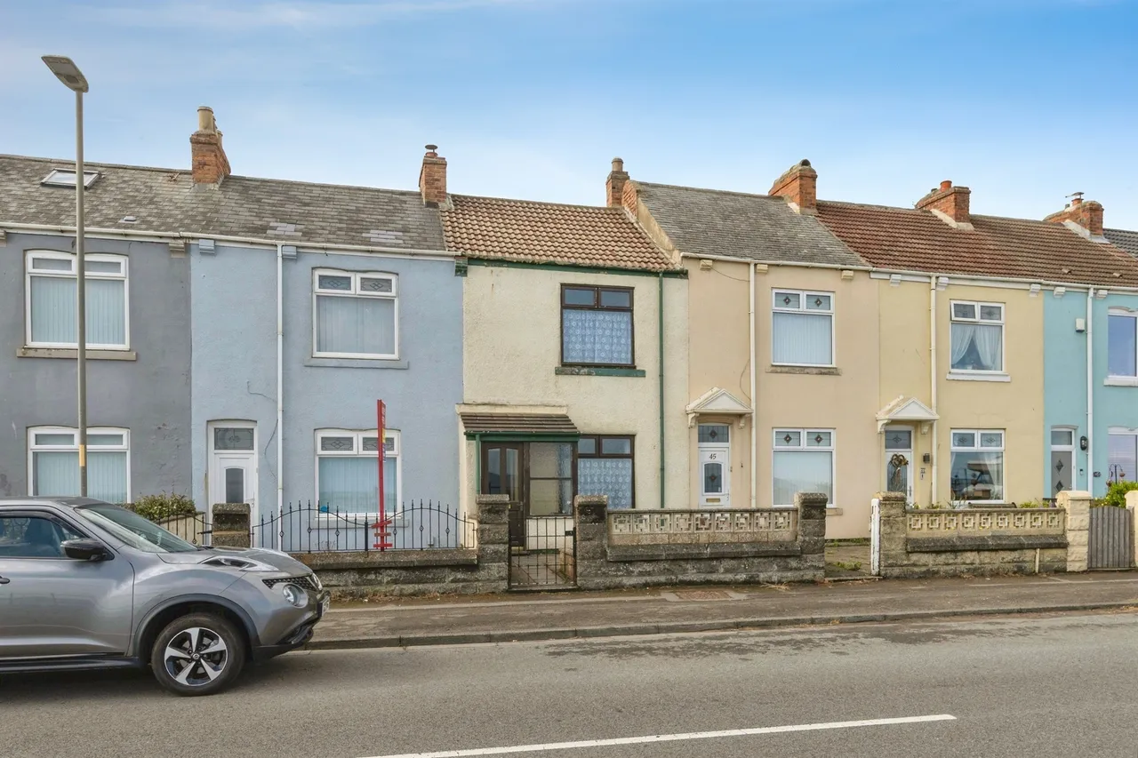 2 bed house for sale — Marine Drive, Hartlepool