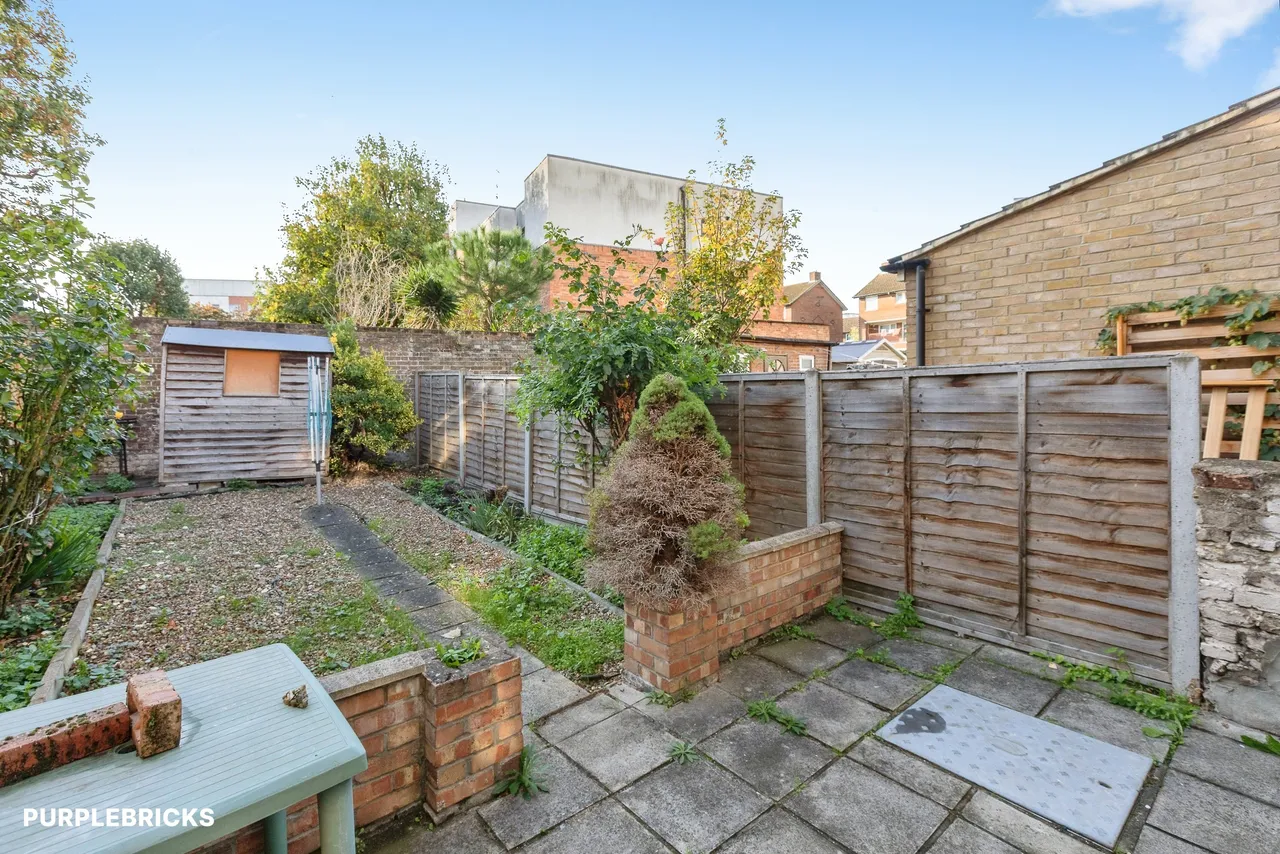 Grove Crescent Road, London, E15, photo 24