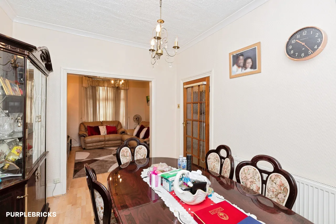 Grove Crescent Road, London, E15, photo 4