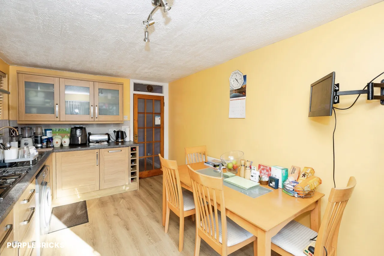 Grove Crescent Road, London, E15, photo 8