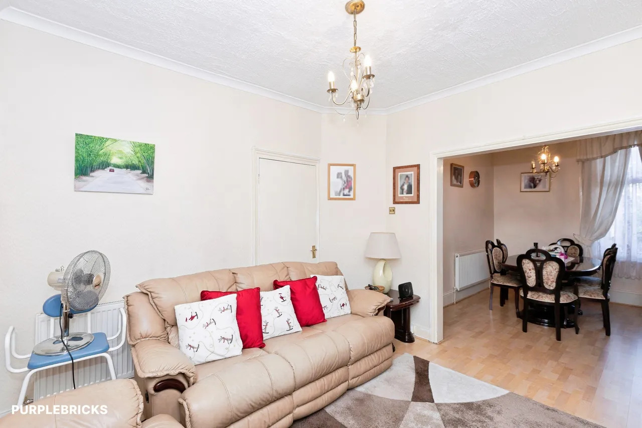 Grove Crescent Road, London, E15, photo 3