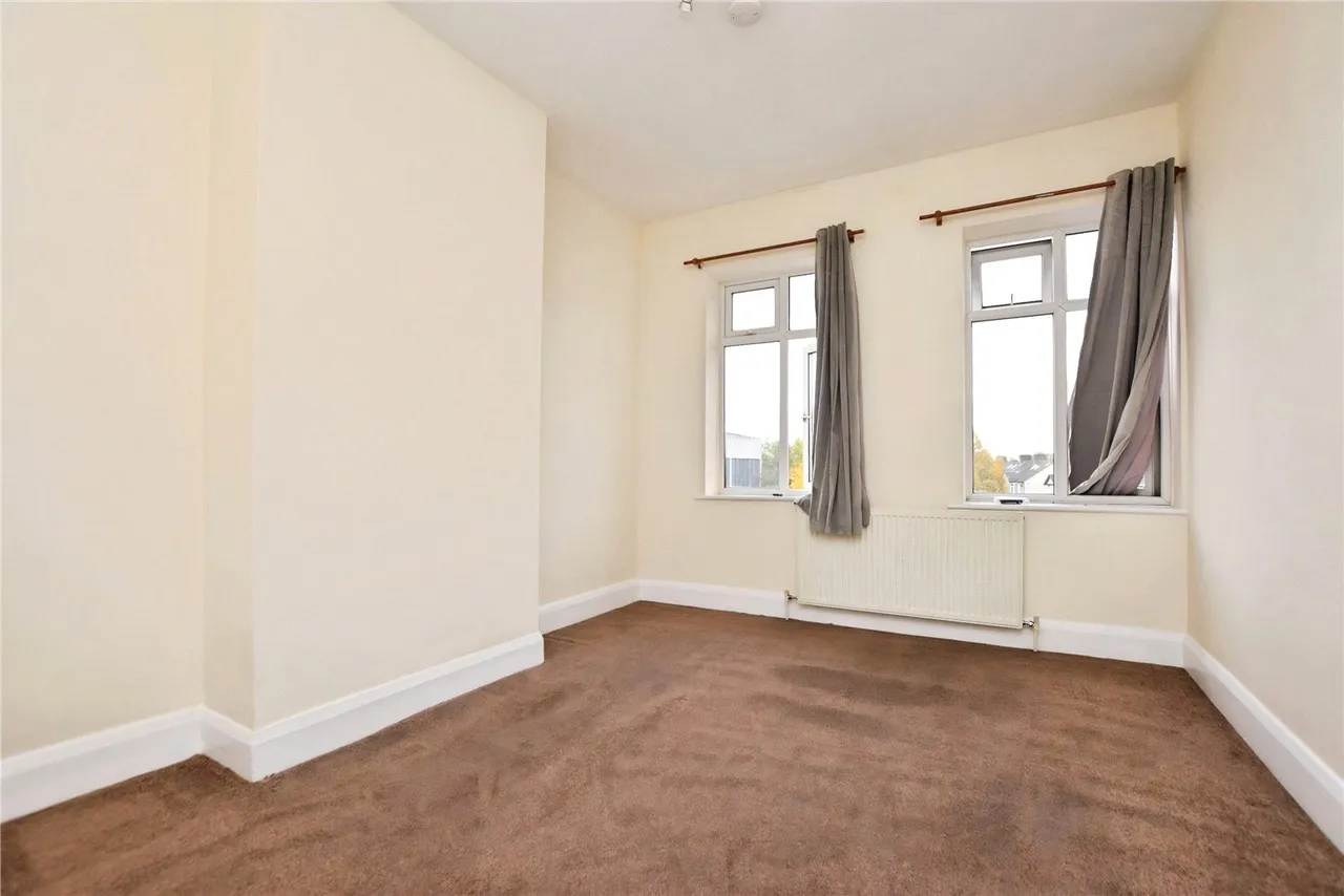 High Street, Barkingside, Ilford, IG6, photo 5