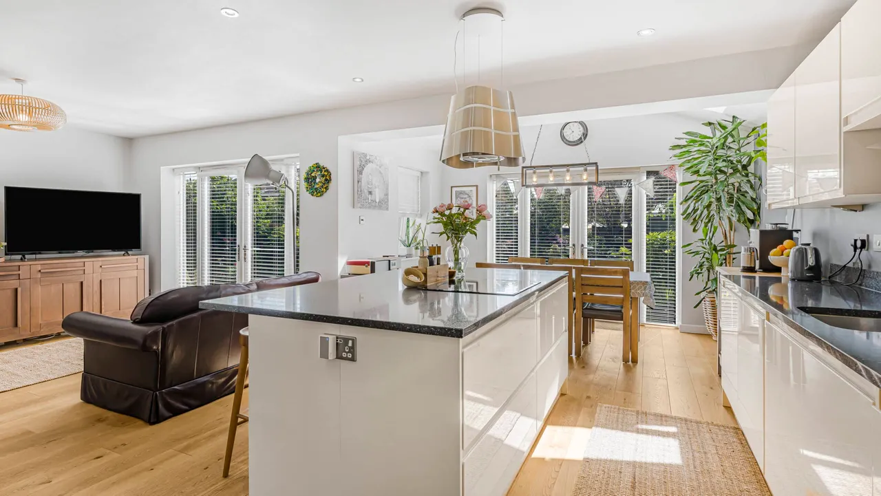 Loxley Road, Sutton Coldfield, Sutton Coldfield, B75 5NY, photo 2