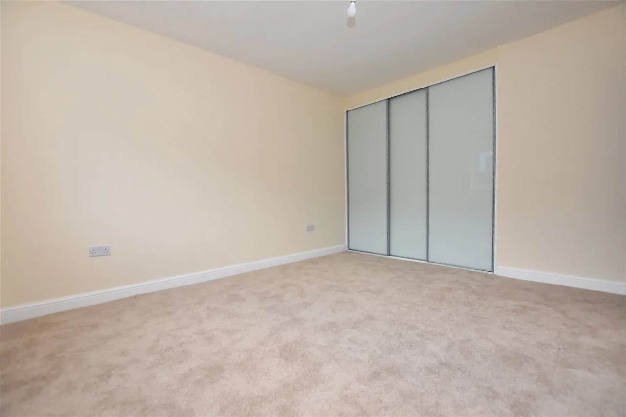 Horner Crescent, Batley, WF17, photo 8