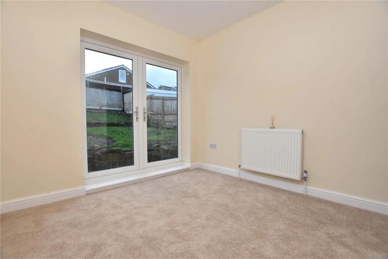 Horner Crescent, Batley, WF17, photo 10