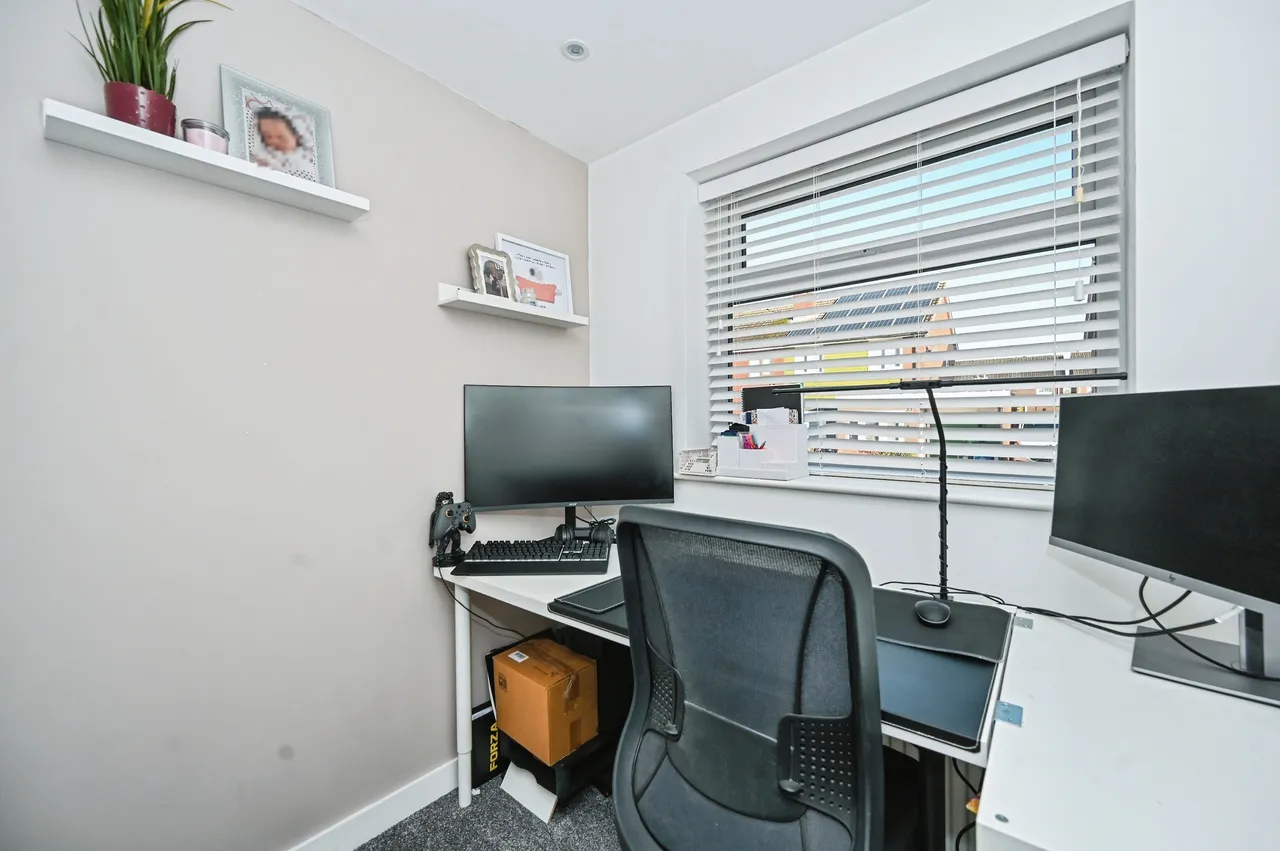 Porthleven Road, Runcorn, WA7, photo 7