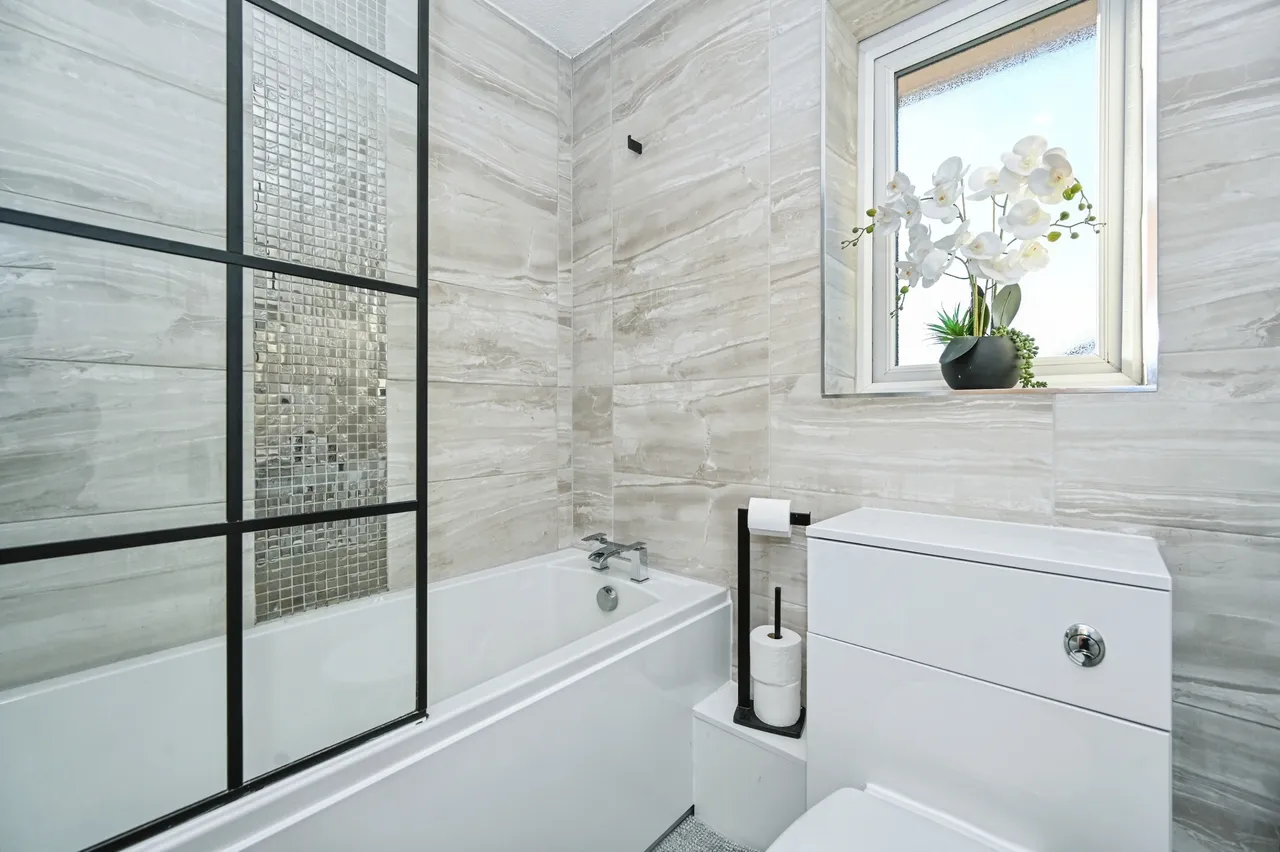 Porthleven Road, Runcorn, WA7, photo 8