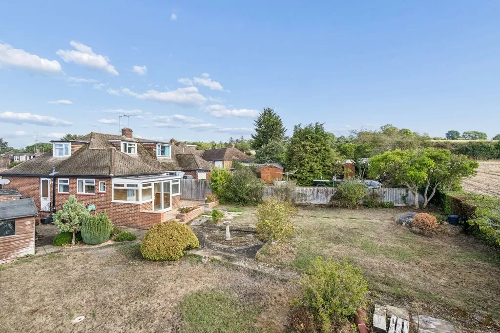 East Ridge, Bourne End, SL8, photo 3