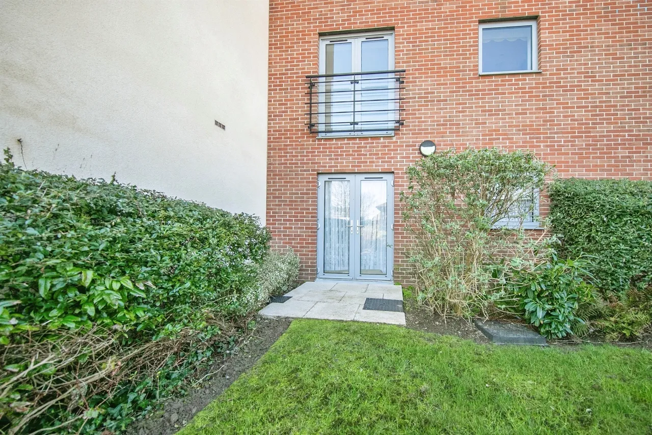 Carnarvon Road, Clacton-On-Sea, photo 12