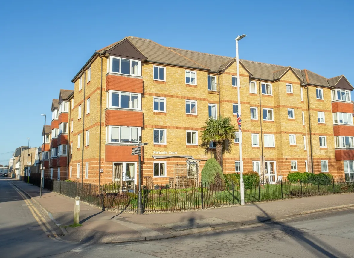 1 bed flat for sale, Kings Road, Herne Bay, CT6