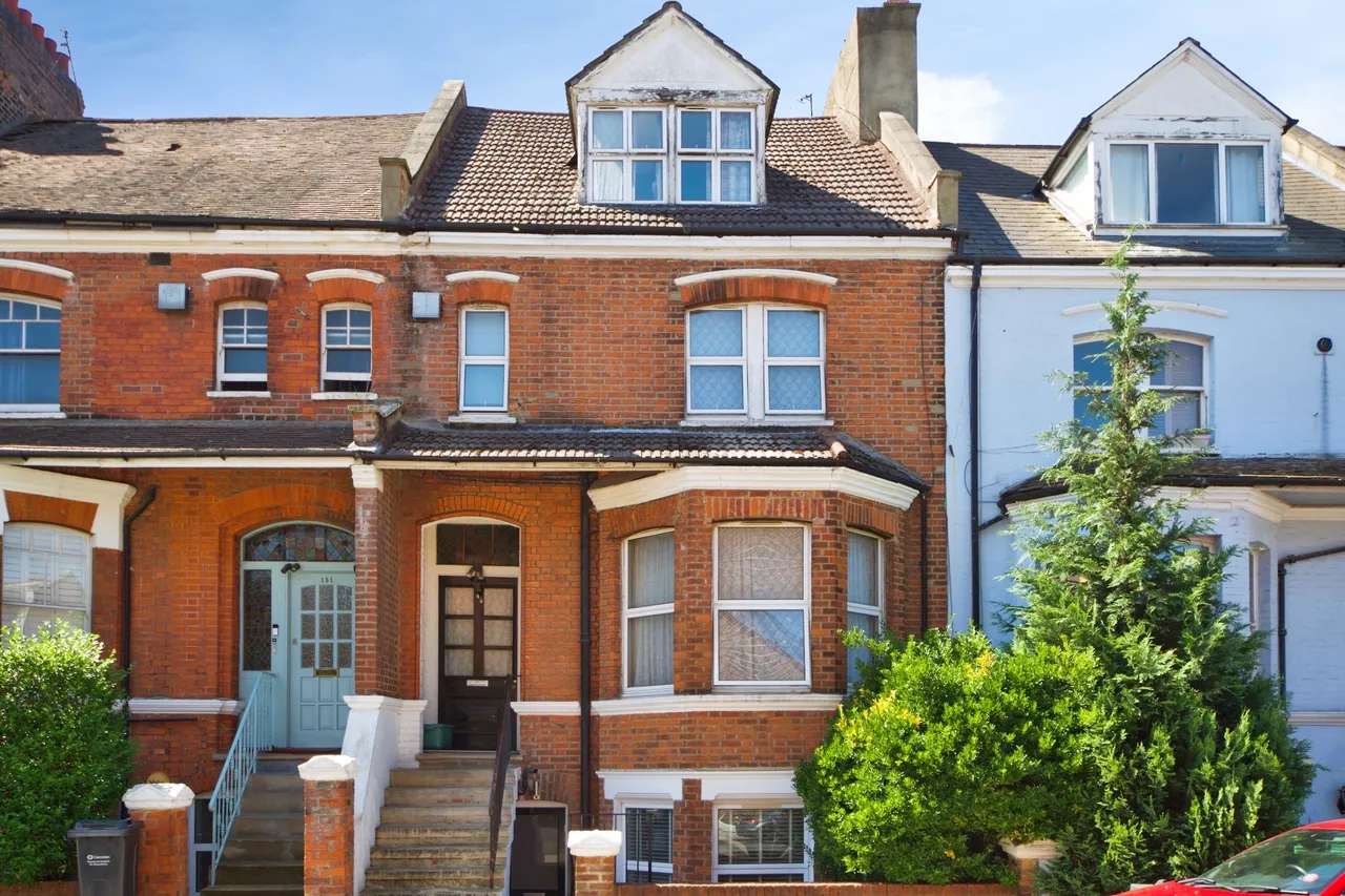 Sumatra Road, London, NW6, photo 17