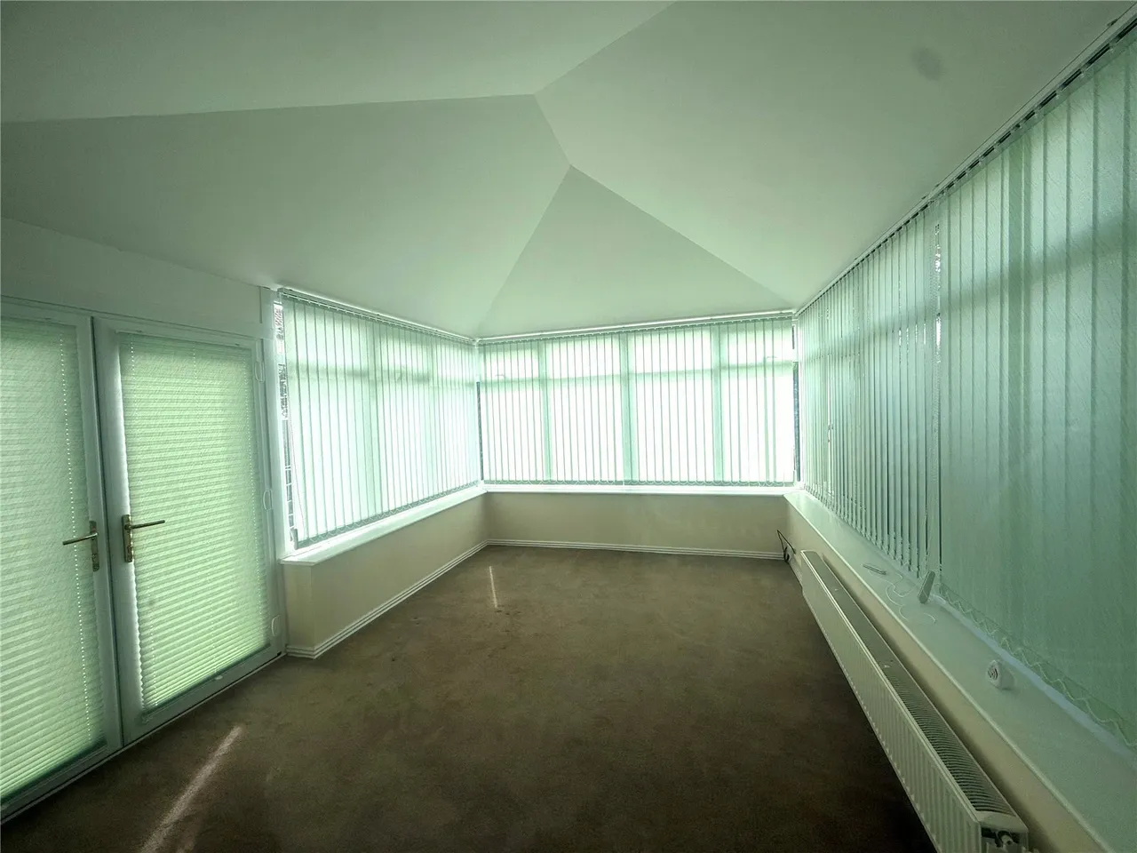 Glendale Drive, Darlington, Durham, DL3, photo 7