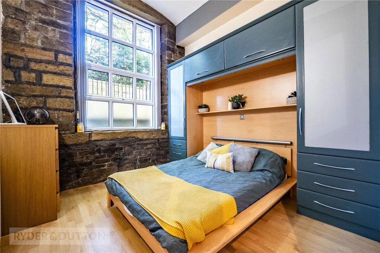 Ripponden, HX6, photo 6