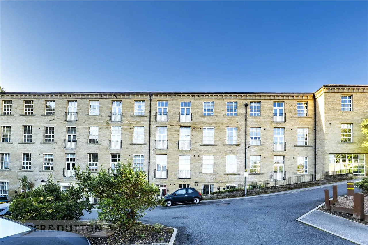 Ripponden, HX6, photo 2