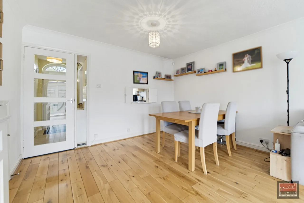 Wentworth Close, Ashford, photo 20