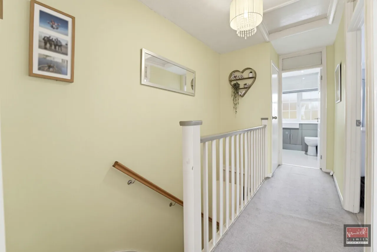 Wentworth Close, Ashford, photo 16