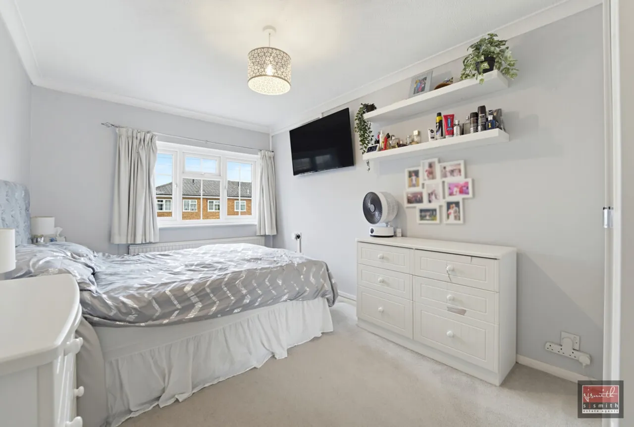 Wentworth Close, Ashford, photo 15