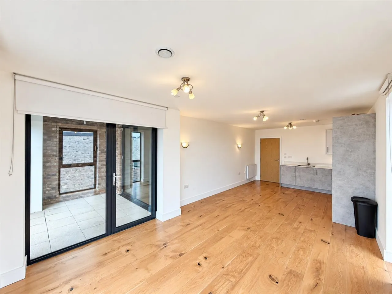 Staines Road, Hounslow, TW4, photo 8