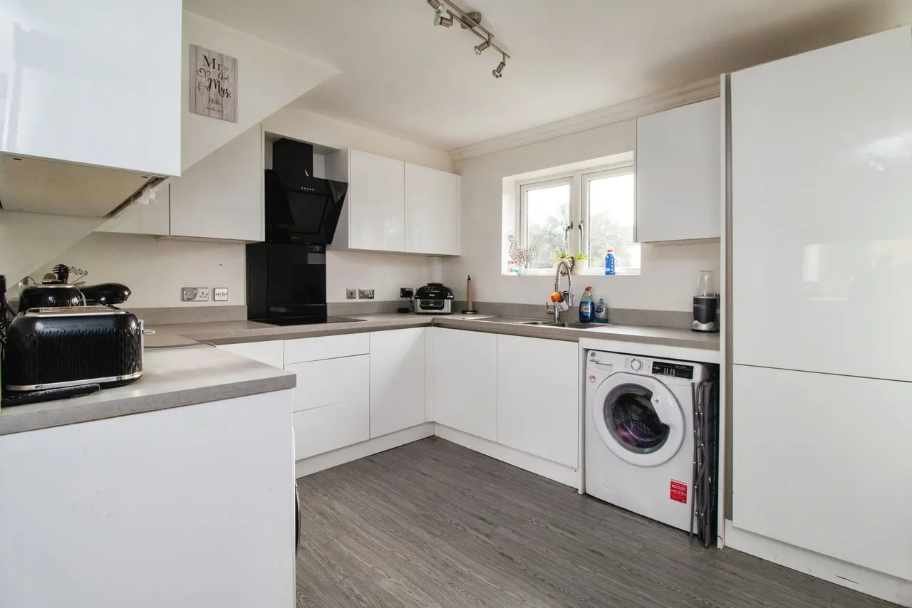 Winifred Road, Basildon, SS13, photo 6