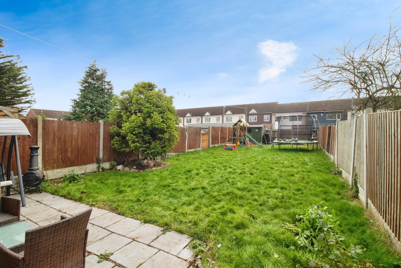 Winifred Road, Basildon, SS13, photo 13