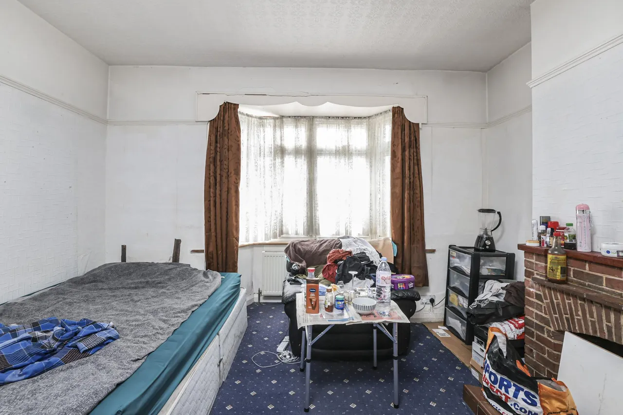 Carlyle Avenue, Southall, UB1, photo 16