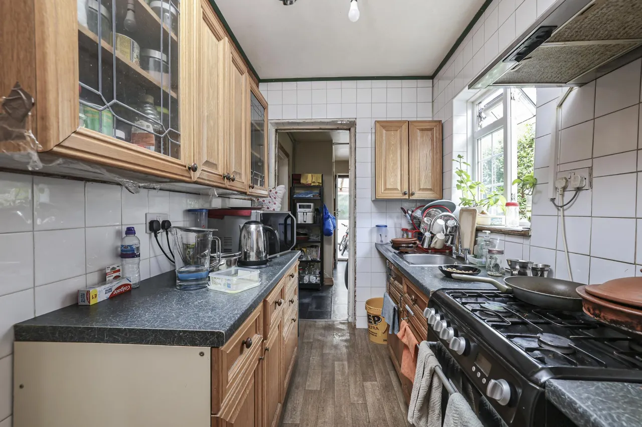 Carlyle Avenue, Southall, UB1, photo 5