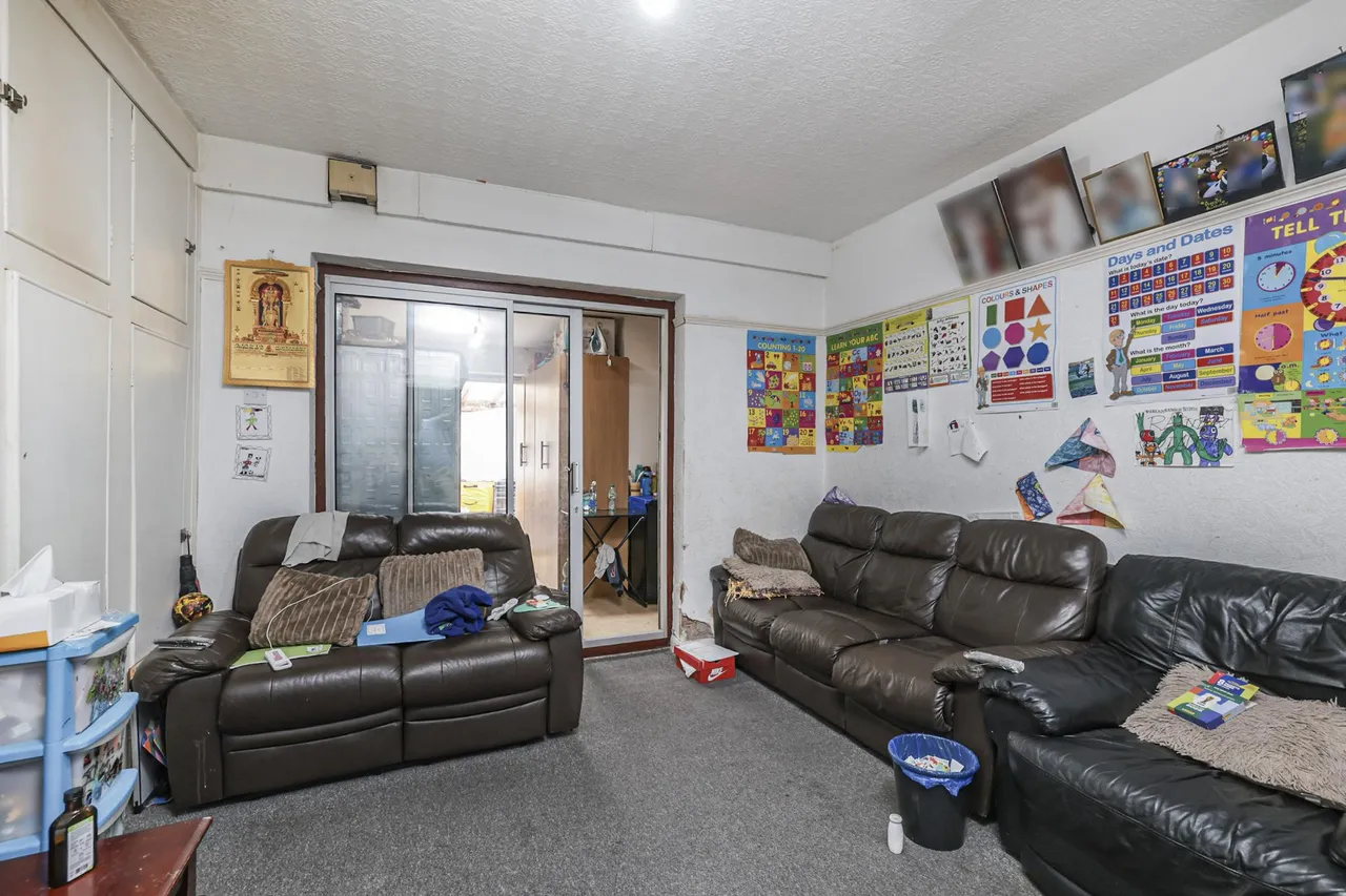 Carlyle Avenue, Southall, UB1, photo 7