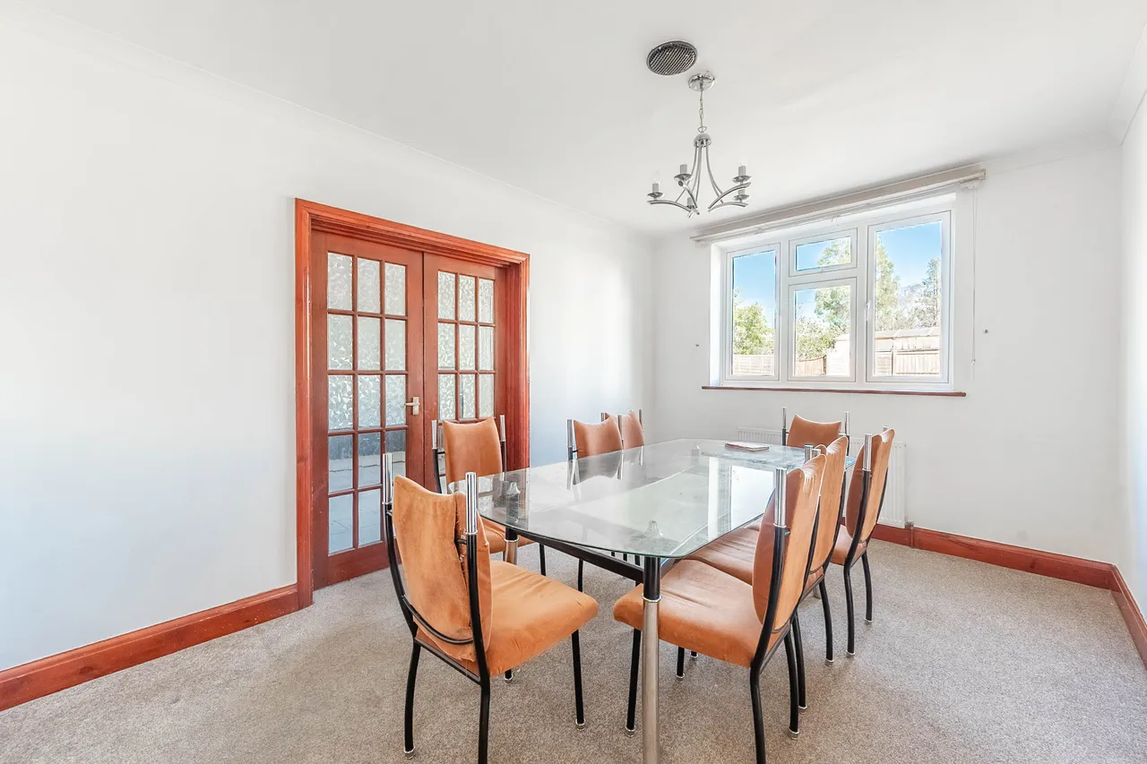 114 Preston Hill, Harrow, photo 2