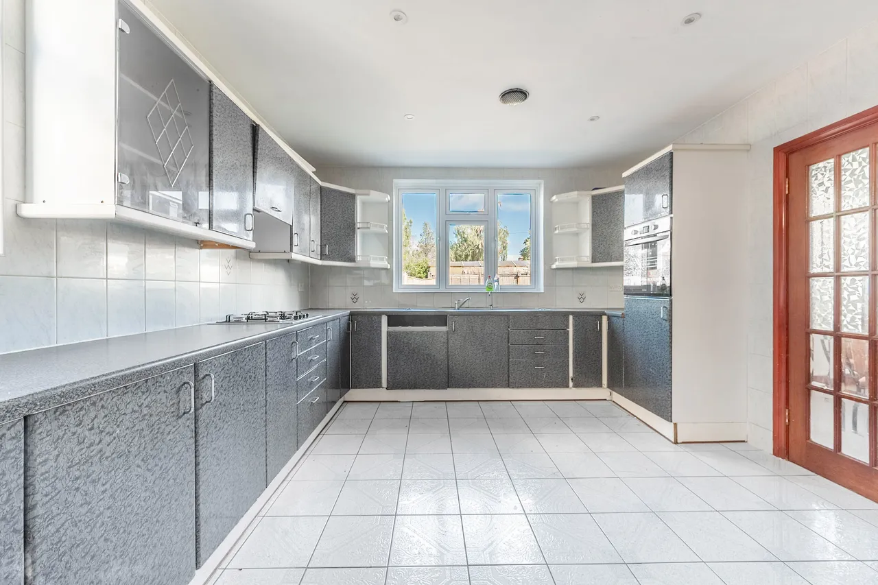 114 Preston Hill, Harrow, photo 9