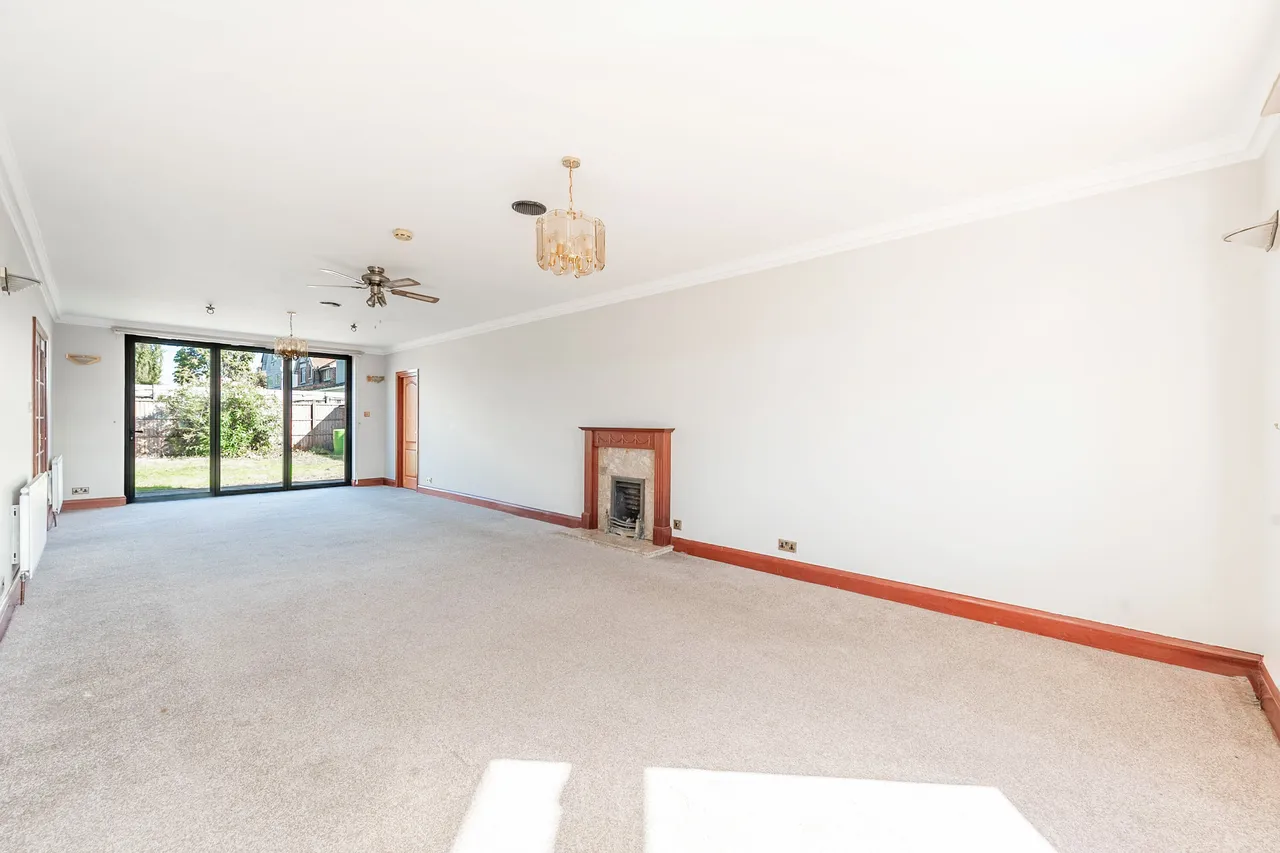 5 bed house to rent — 114 Preston Hill, Harrow