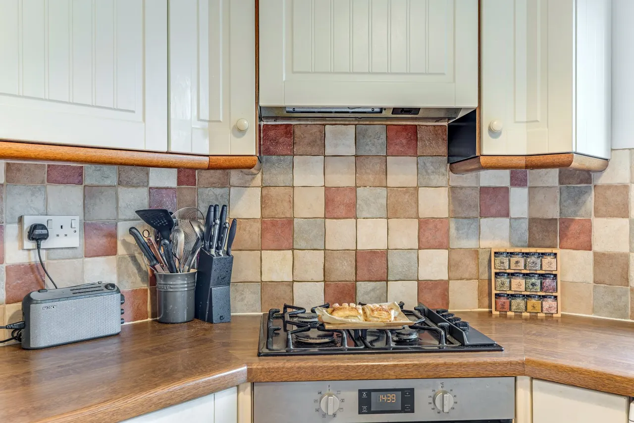 Stourton Road, Ilkley, LS29, photo 10