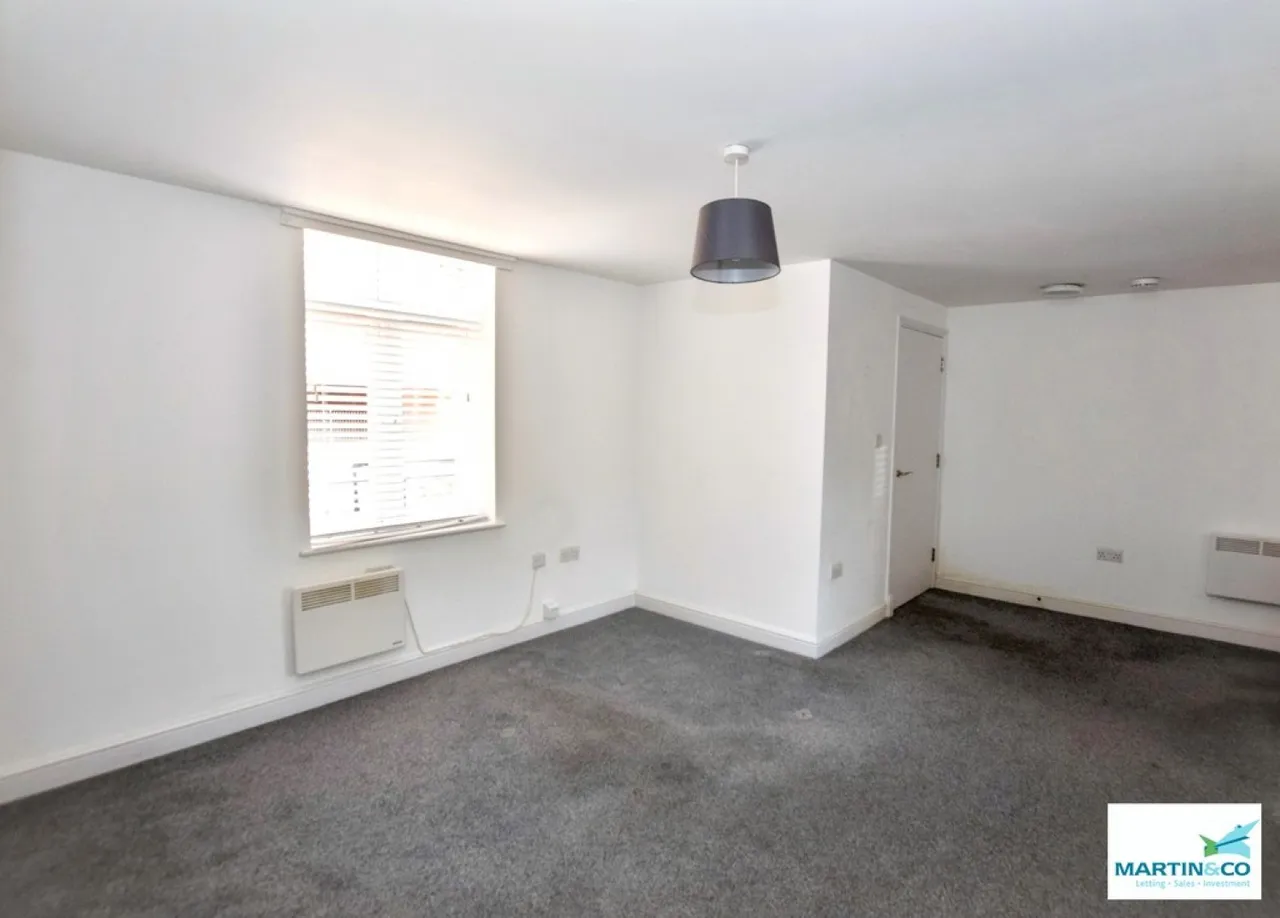 Upper Bond Street, Hinckley, photo 9