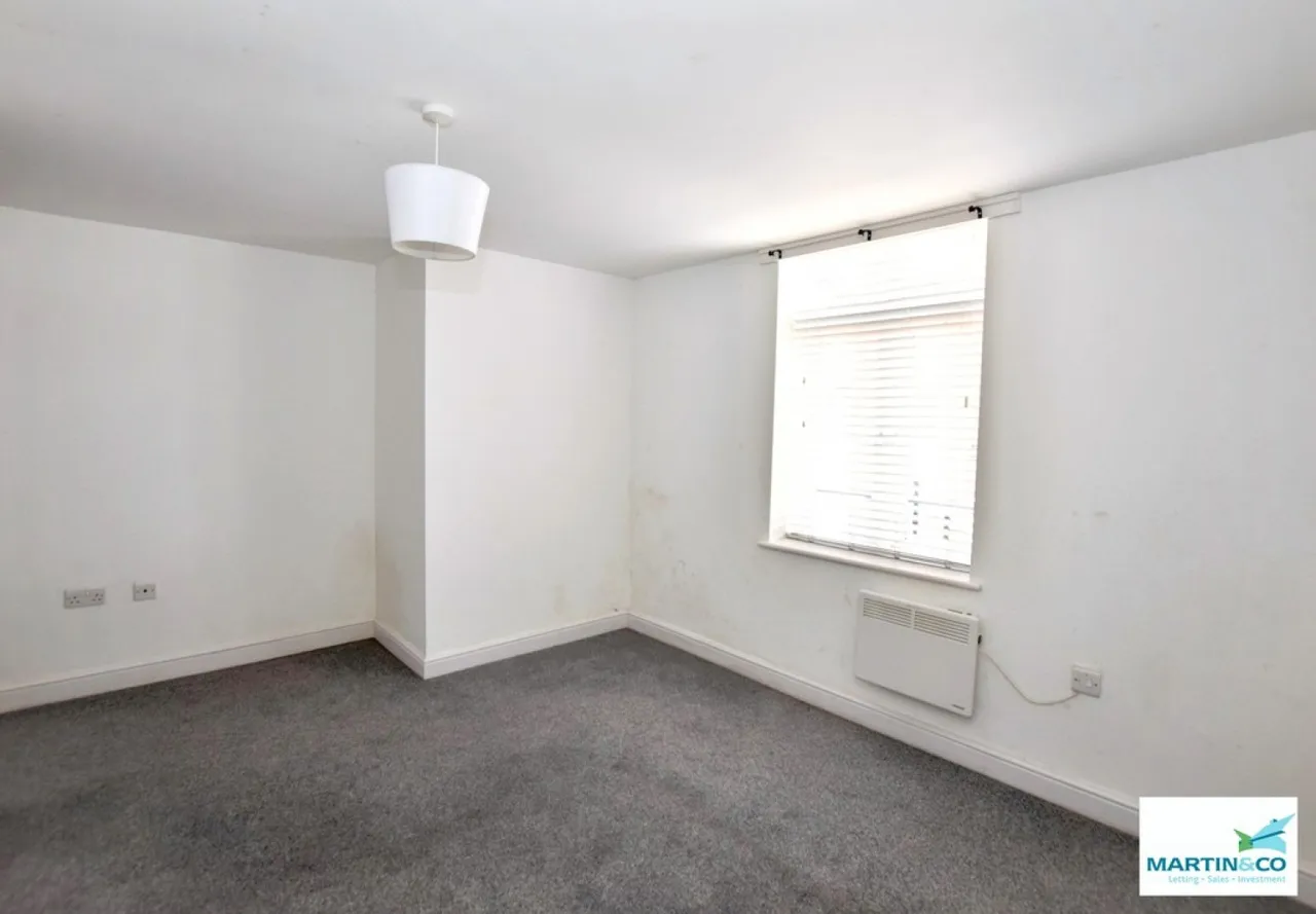Upper Bond Street, Hinckley, photo 11